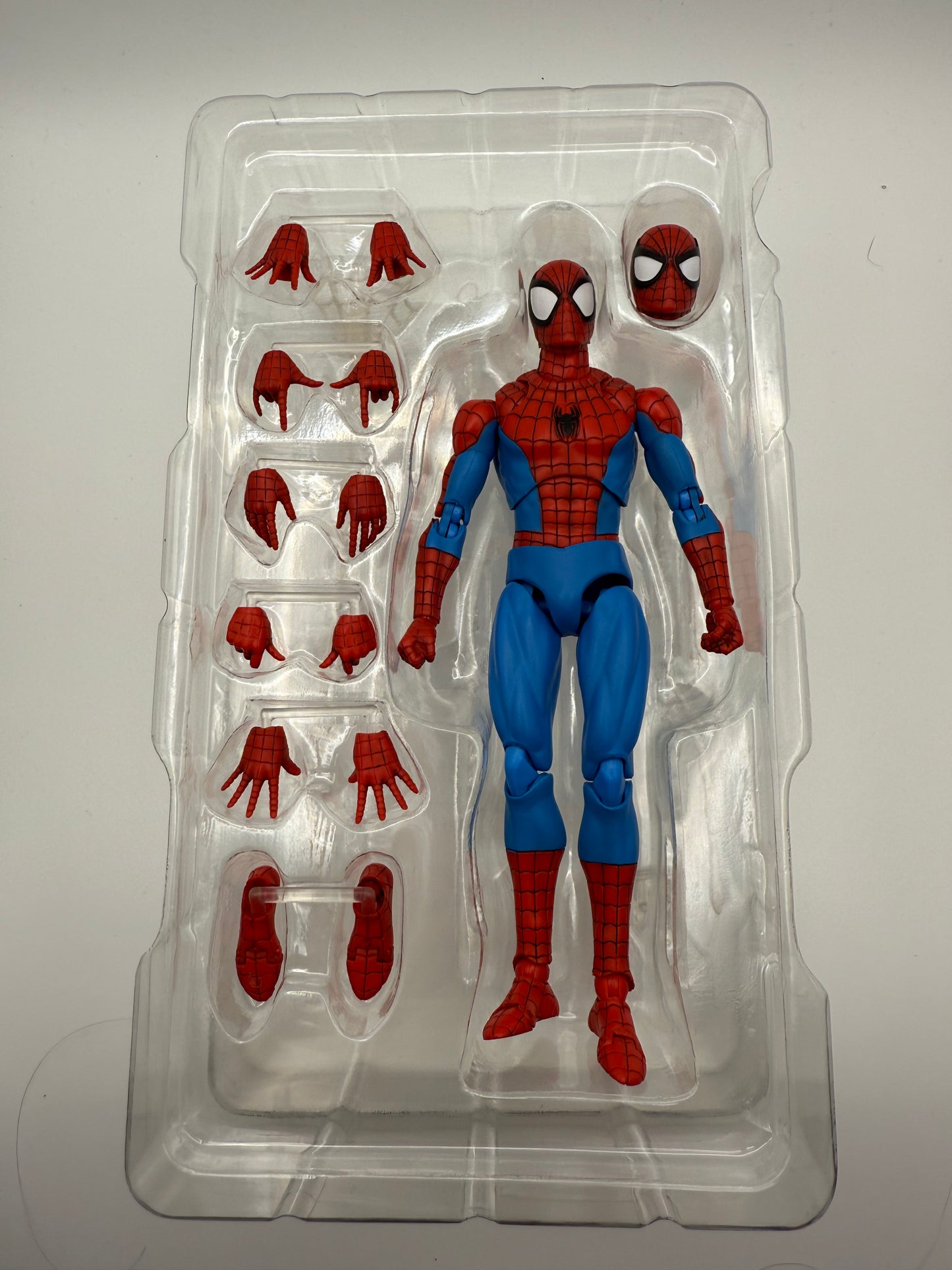 MAFEX The Amazing Spider-Man (Classic Costume Ver.) – 6 Inch Action Figure #185