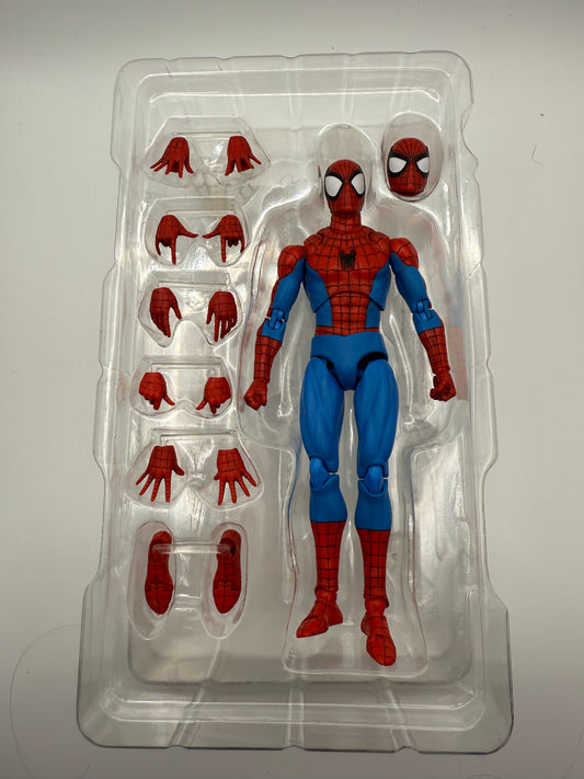 MAFEX The Amazing Spider-Man (Classic Costume Ver.) – 6 Inch Action Figure #185