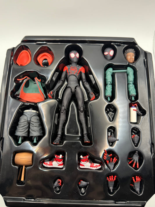 SV-Action Miles Morales – Spider-Man: Into the Spider-Verse (Sentinel Toys)